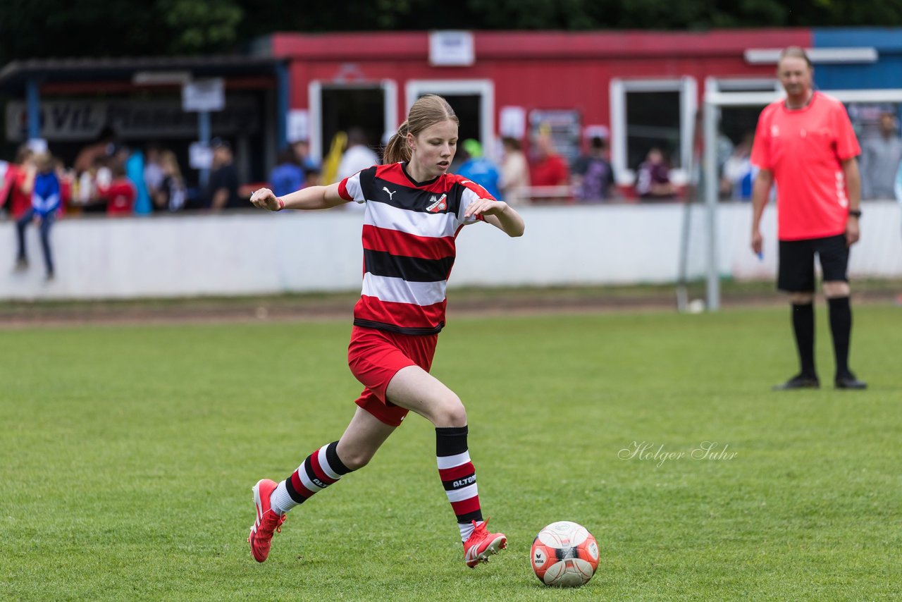Bild 693 - Loewinnen Cup
